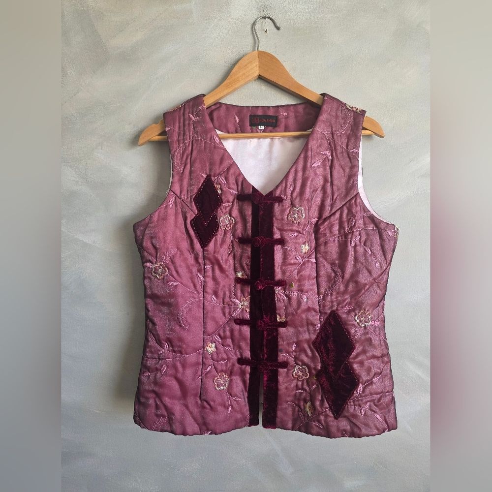 Embroidered Asian Quilted Style Madarian Collar & Knot Closure Vest Velour 44